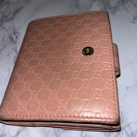 Gucci Microguccissima Compact Wallet - Picture 16 of 16